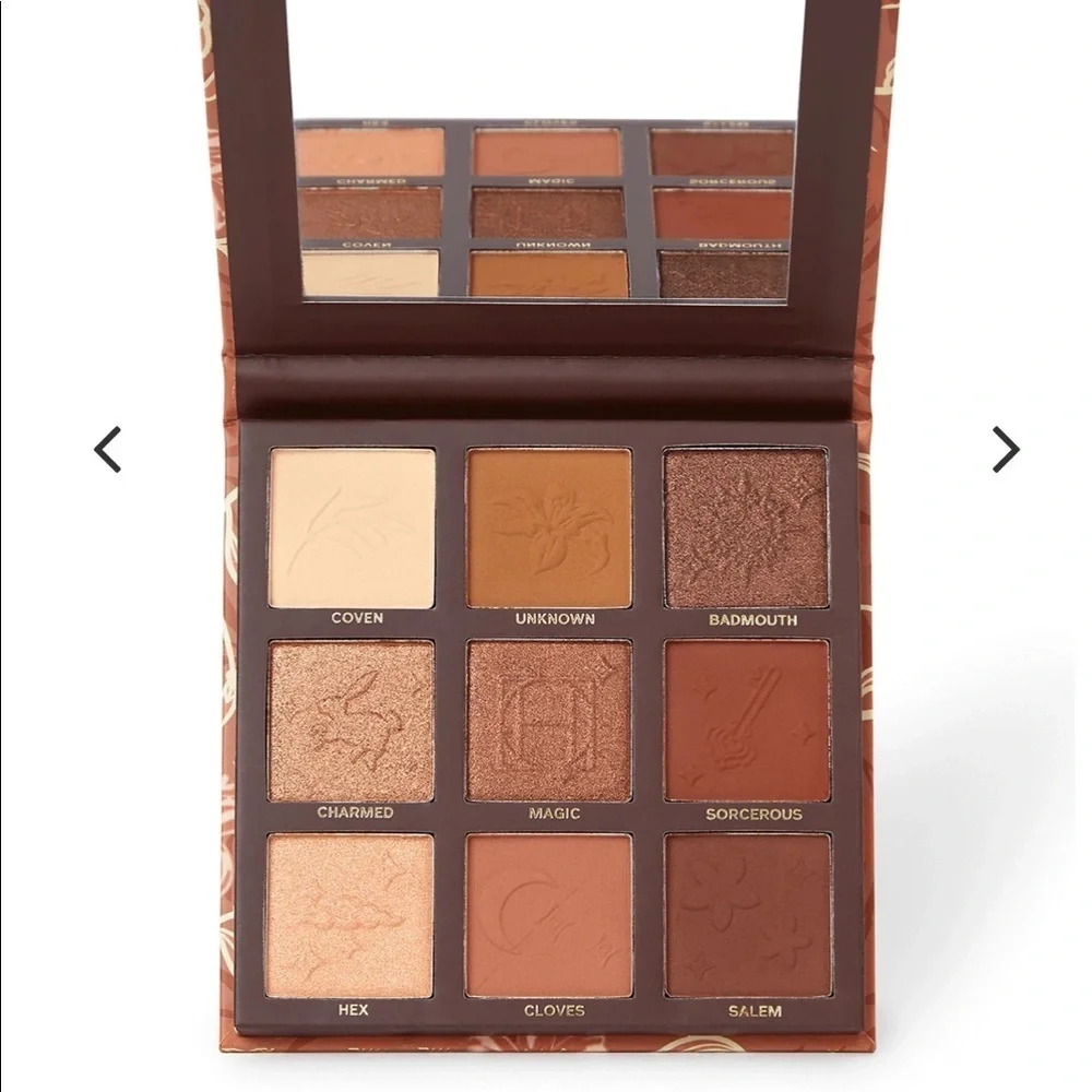🌿 HIPDOT WITCHY WARMS PRESSED PIGMENT & GLITTER PALETTE